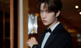 王一博的最新爆料是什么,揭秘娱乐圈幕后真相